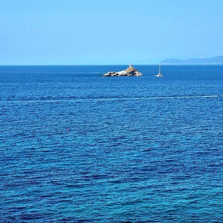 Appartamenti La Terrazza Sulle Ghiaie - Goelba Portoferraio Exteriör bild